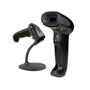 Si vous voulez acheter un lecteur code-barre maniable et non compliqué, cet appareil Honeywell Voyager 1200G peut vous aider. Cette Douchette est parfaite pour les contrôleurs de stocks et les caissiers de supérettes. Elle permet une numérisation rapide et fiable des codes à barres linéaires sur toute sa plage de travail. L’ergonomie de ce scanner et sa qualité sont souvent cités par les utilisateurs. En plus de sa simplicité d’utilisation, sa prise en main est aussi  confortable. Basé sur la plate-forme du lecteur laser le plus vendu au monde, ce lecteur code barre Voyager 1200G garantit des performances de lecture exceptionnelles sur pratiquement tous les codes à barres linéaires, y compris les codes endommagés et de mauvaise qualité. La distance de scan comprise entre 2,5 mm et 600 mm vous permet de scanner facilement les codes même si le scanner est un peu éloigné. Son bouton encastré protégé par un joint en caoutchouc intégré minimise l'impact des chutes accidentelles. En mode filaire, les informations seront rapidement transmises grâce à la connexion USB2.0. La grande compatibilité de ce produit est un autre argument qui pourrait vous pousser à l’acheter. Vous pourrez en effet l’utiliser avec des ordinateurs portables fonctionnant avec divers systèmes d’exploitation comme Android, iOS, Windows... etc. Essayez de vous pencher sur ce modèle. Sa rapidité de lecture et sa très bonne finition ont tout pour vous convaincre. Véritable tout-en-un, cette Douchette Code à Barre Honeywell rrépondra à tout vos besoins. Disponible sur Numedia, votre boutique spécialisée en Tunisie à petit prix.